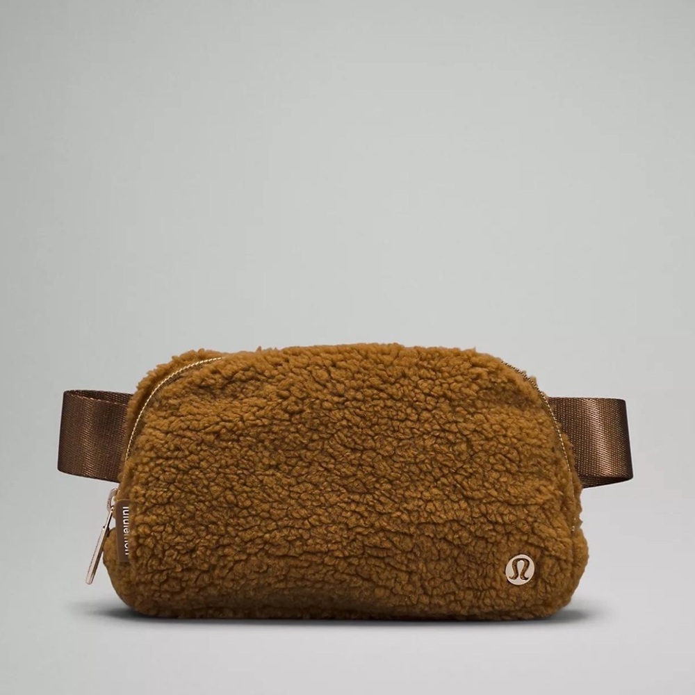 lululemon brown sherpa belt bag
